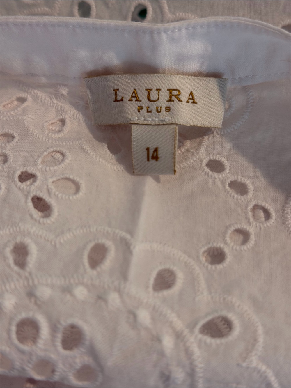 LAURA White Eyelet Cotton V-neck Tunic cottagecore feminine Balletcore size 14 - Picture 5 of 6